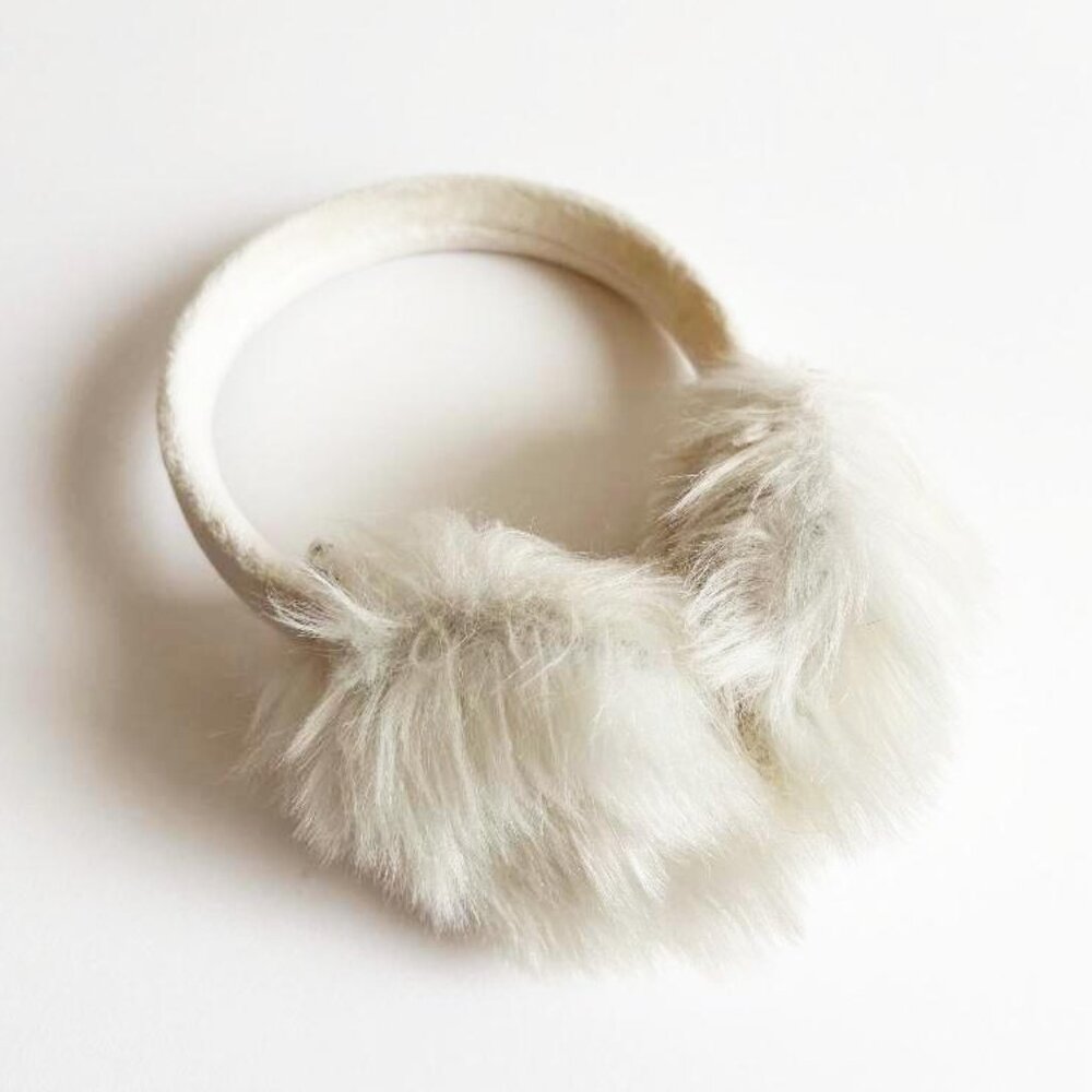 hanna Andersson Soft White Faux Fur Earmuffs